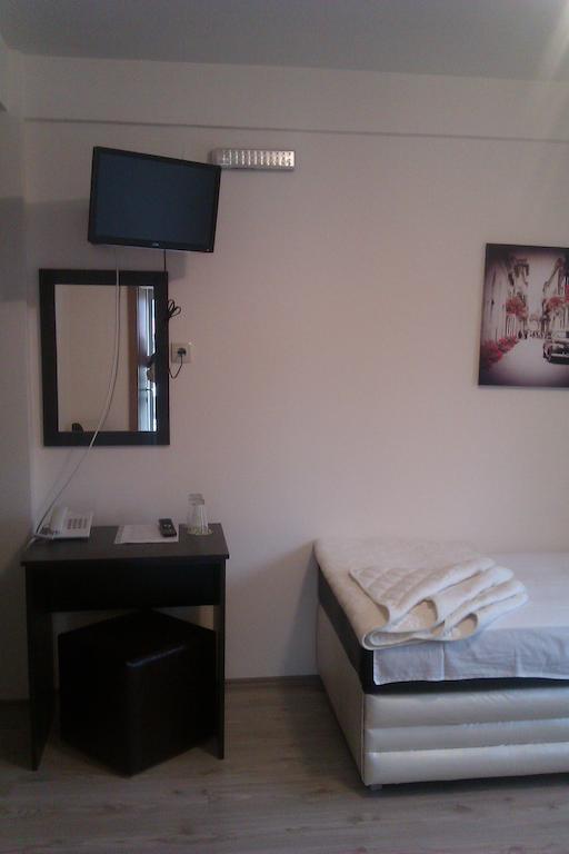 Guesthouse Vila Dnd Niska Banja Oda fotoğraf