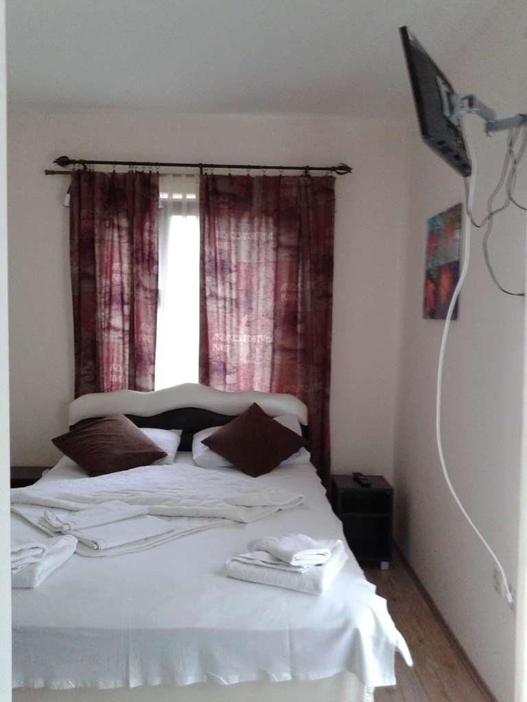 Guesthouse Vila Dnd Niska Banja Oda fotoğraf